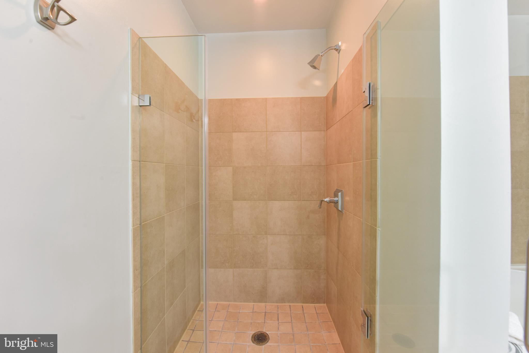 THE JAMIESON - Residential