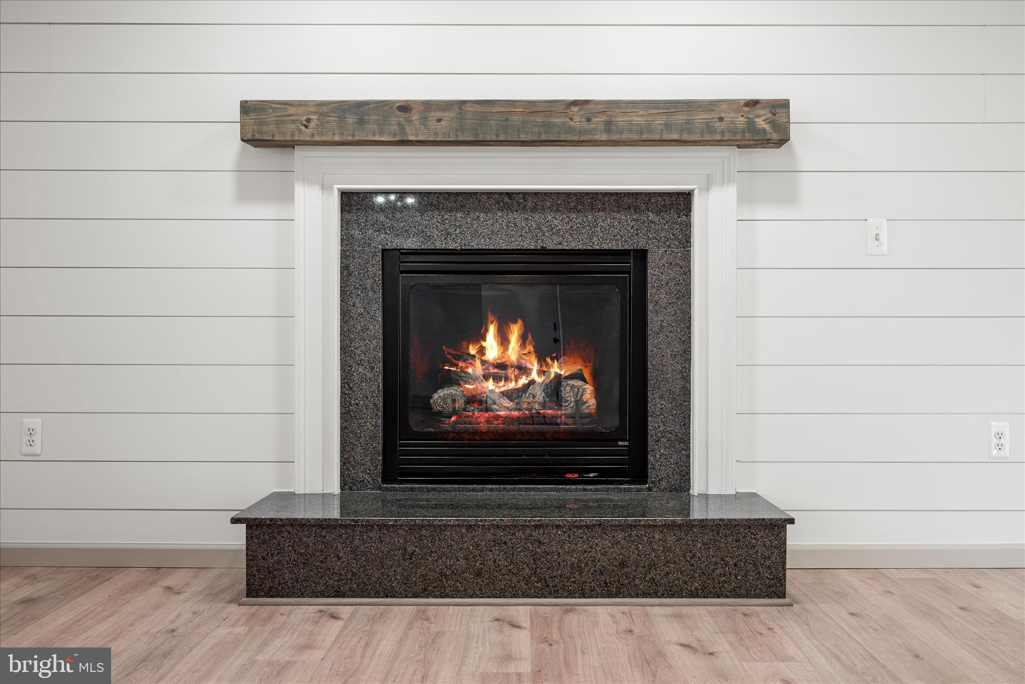 WILDE  ACRES - Residential Lease