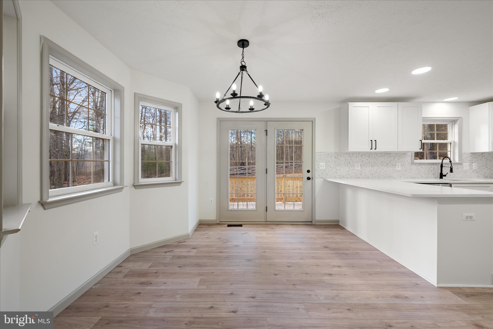 WILDE  ACRES - Residential Lease