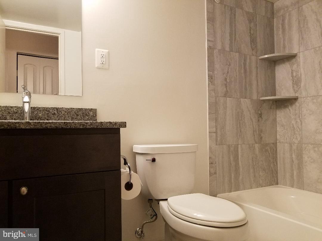 HERITAGE COURT - Residential Lease