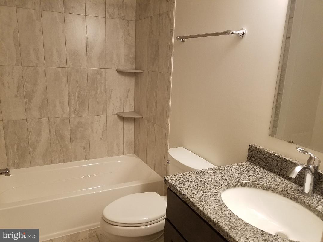 HERITAGE COURT - Residential Lease