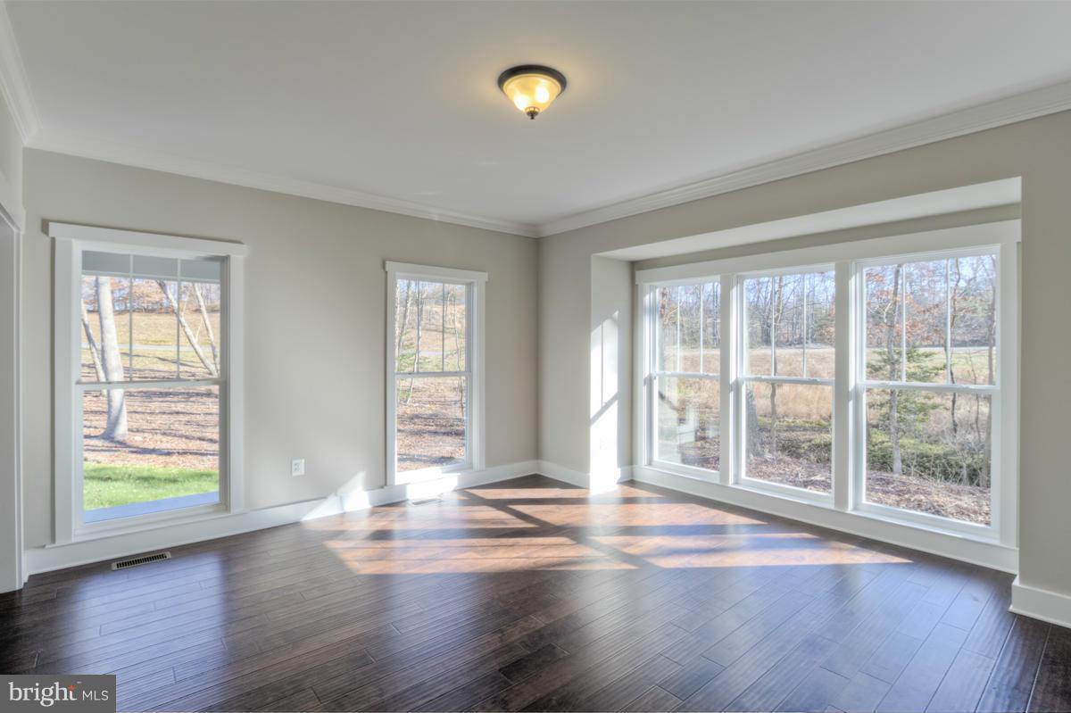 RUBY GLEN - Residential