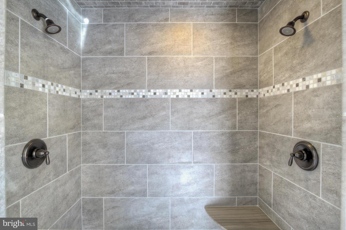 RUBY GLEN - Residential