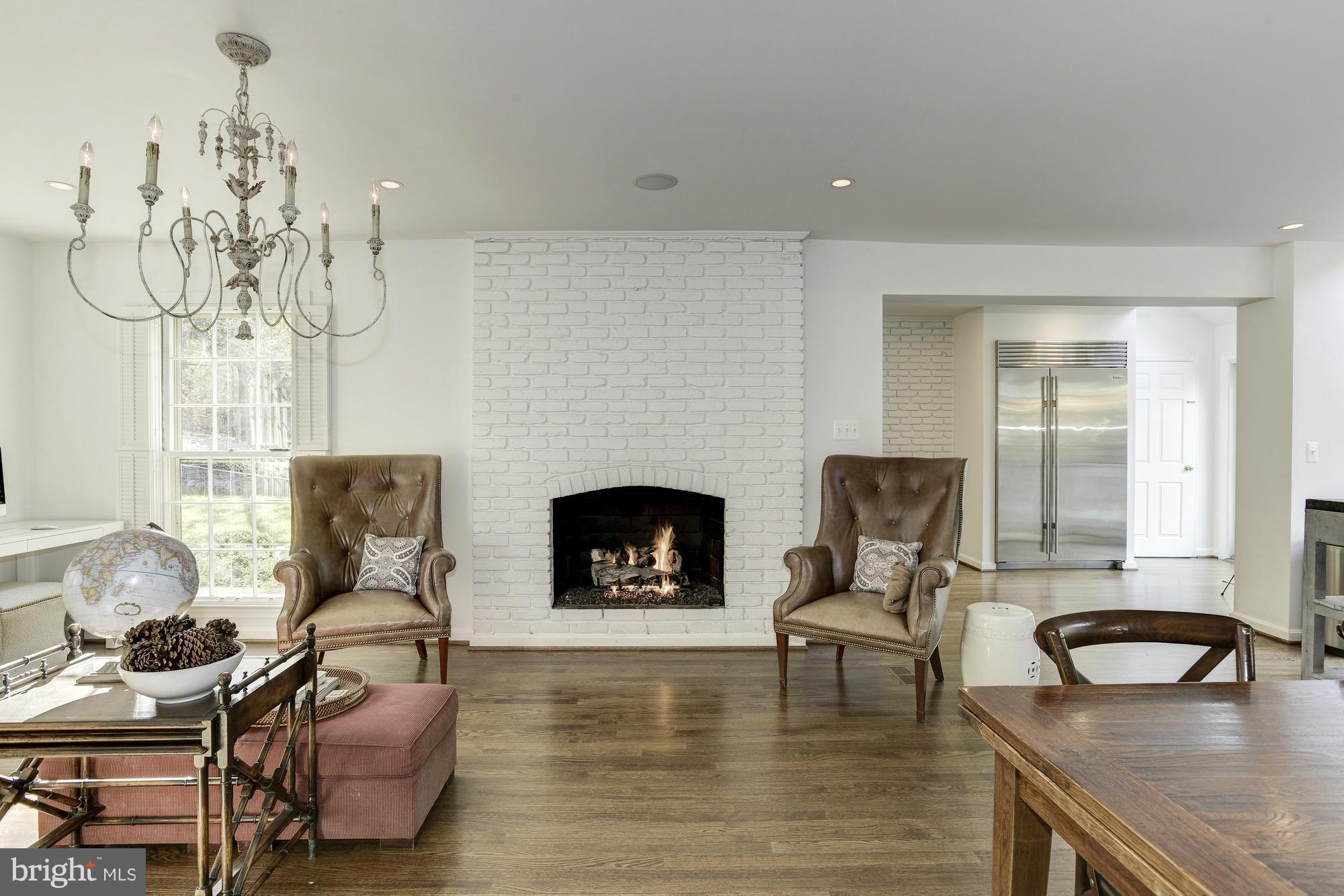 LANGLEY FOREST - Residential