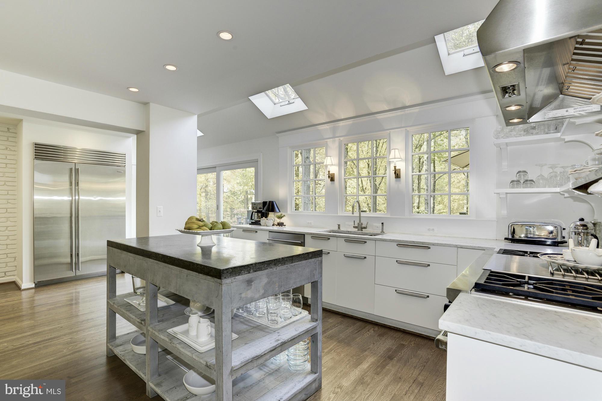 LANGLEY FOREST - Residential