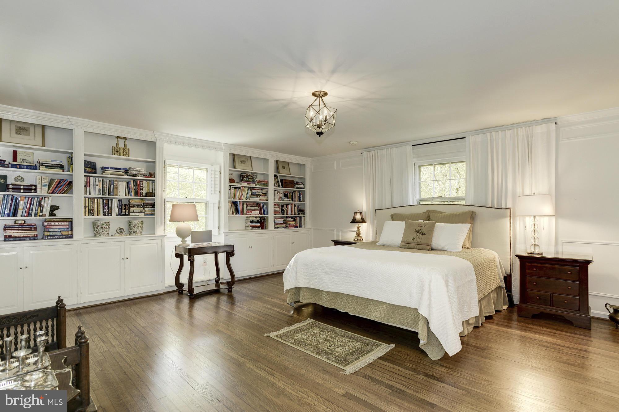 LANGLEY FOREST - Residential