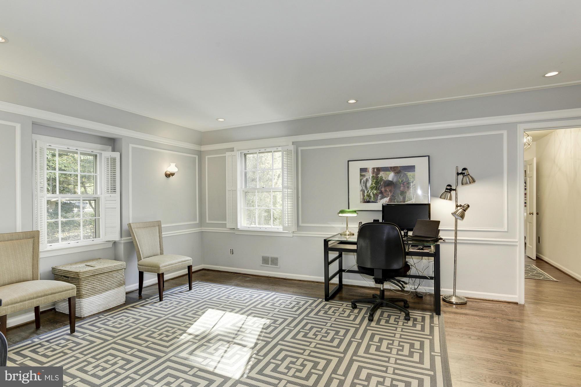 LANGLEY FOREST - Residential