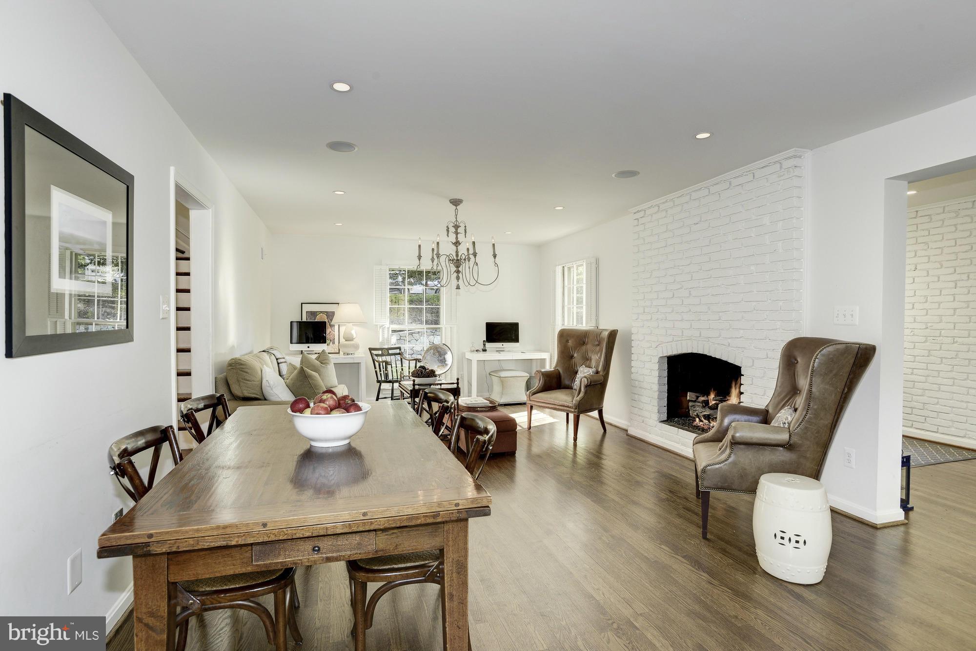 LANGLEY FOREST - Residential