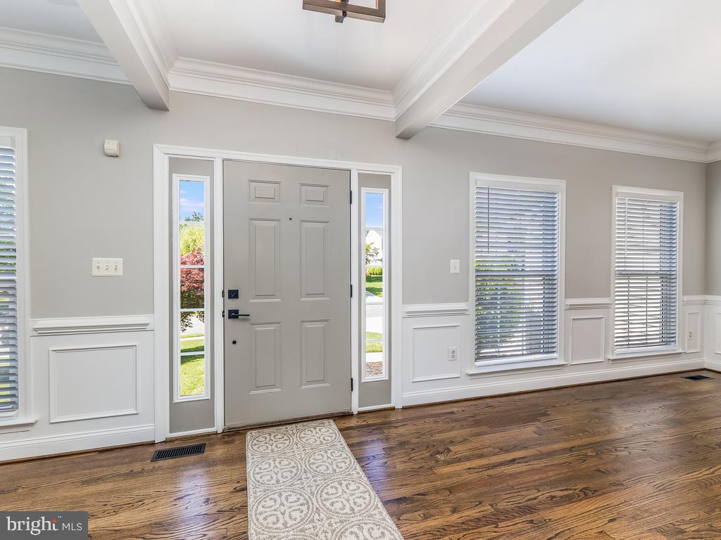 SHEFFIELD MANOR - Residential Lease