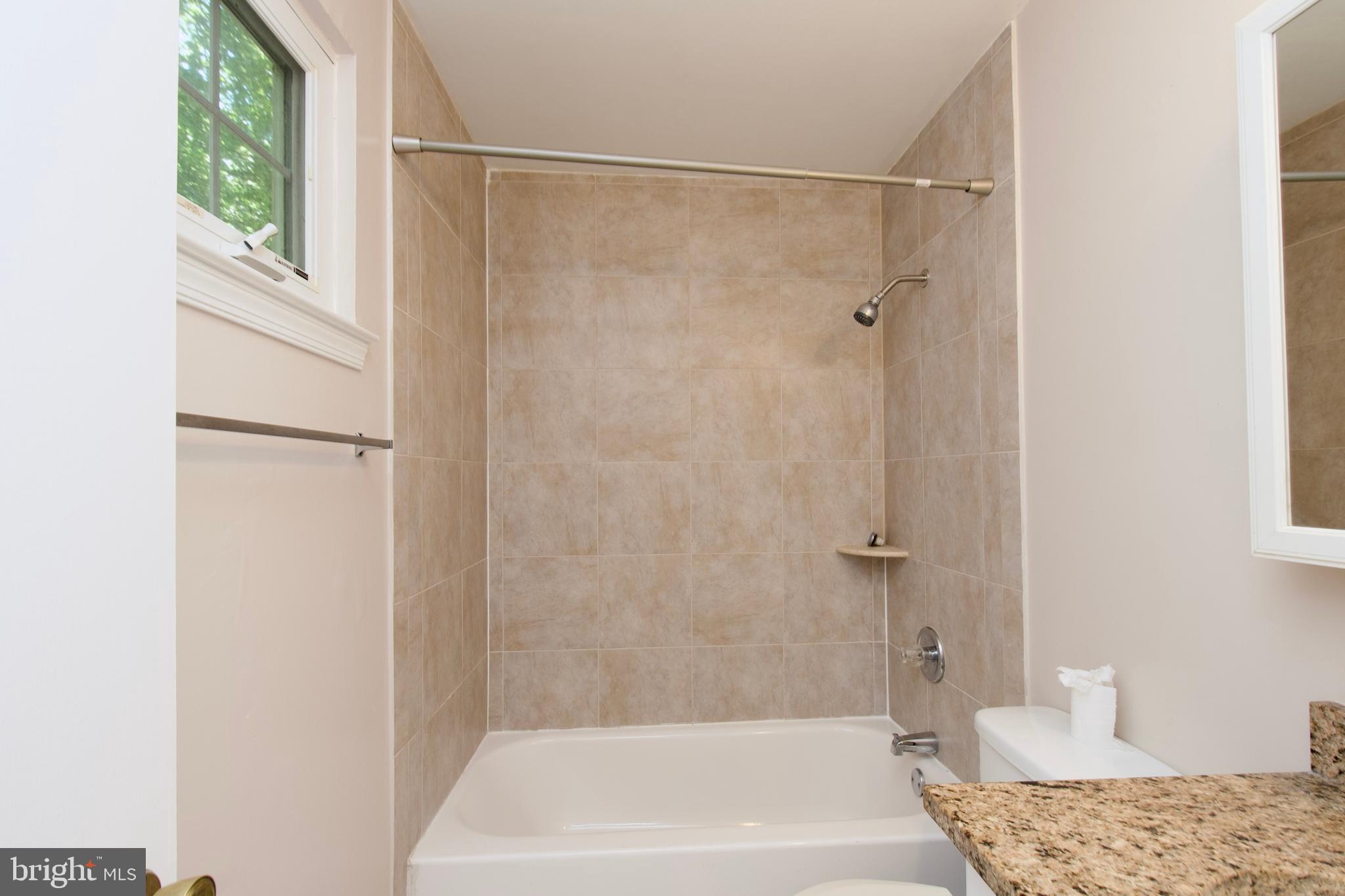 KINGS PARK WEST - Residential Lease