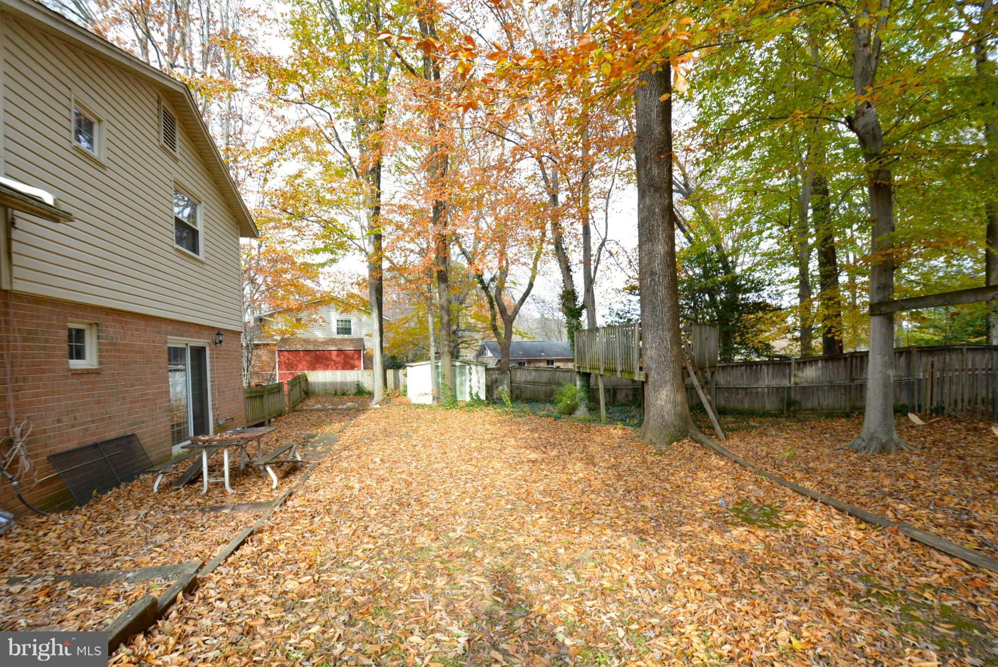 KINGS PARK WEST - Residential Lease