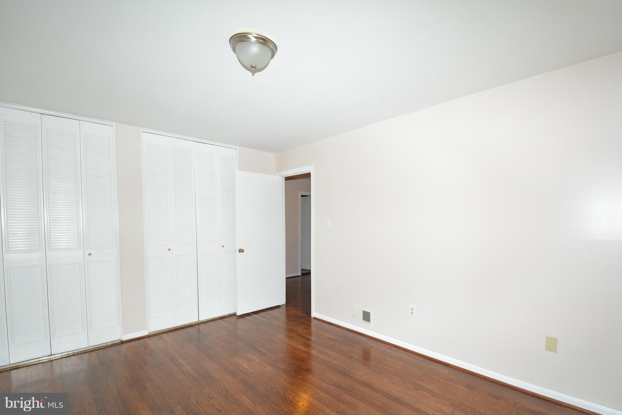 KINGS PARK WEST - Residential Lease