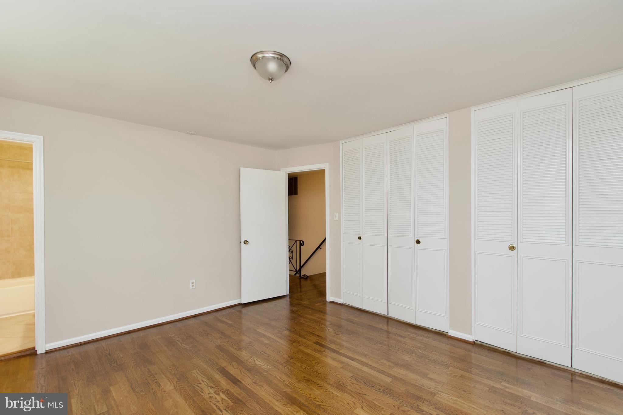 KINGS PARK WEST - Residential Lease