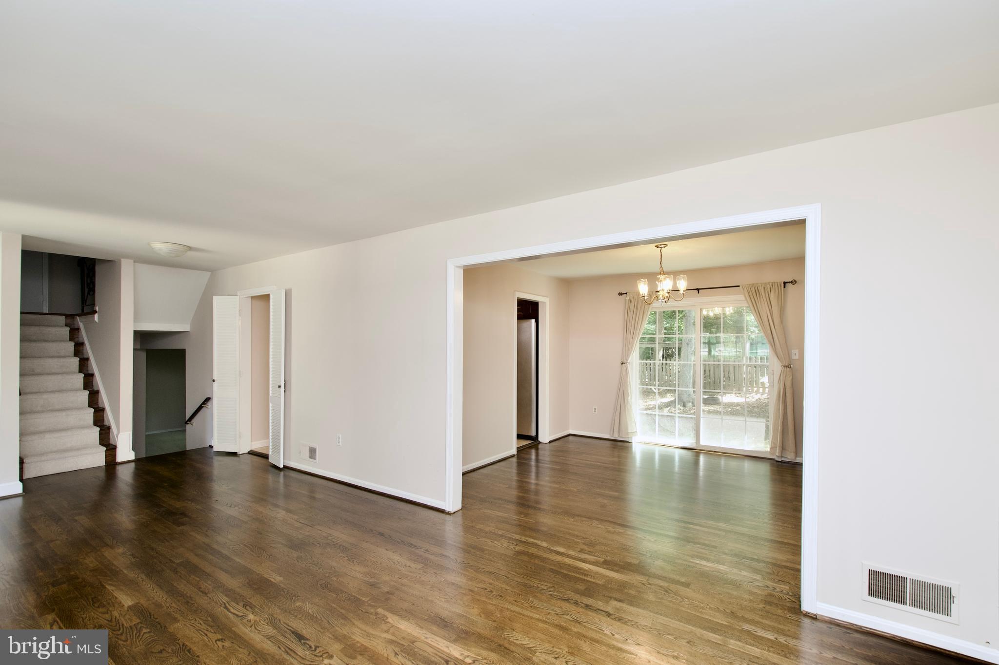 KINGS PARK WEST - Residential Lease