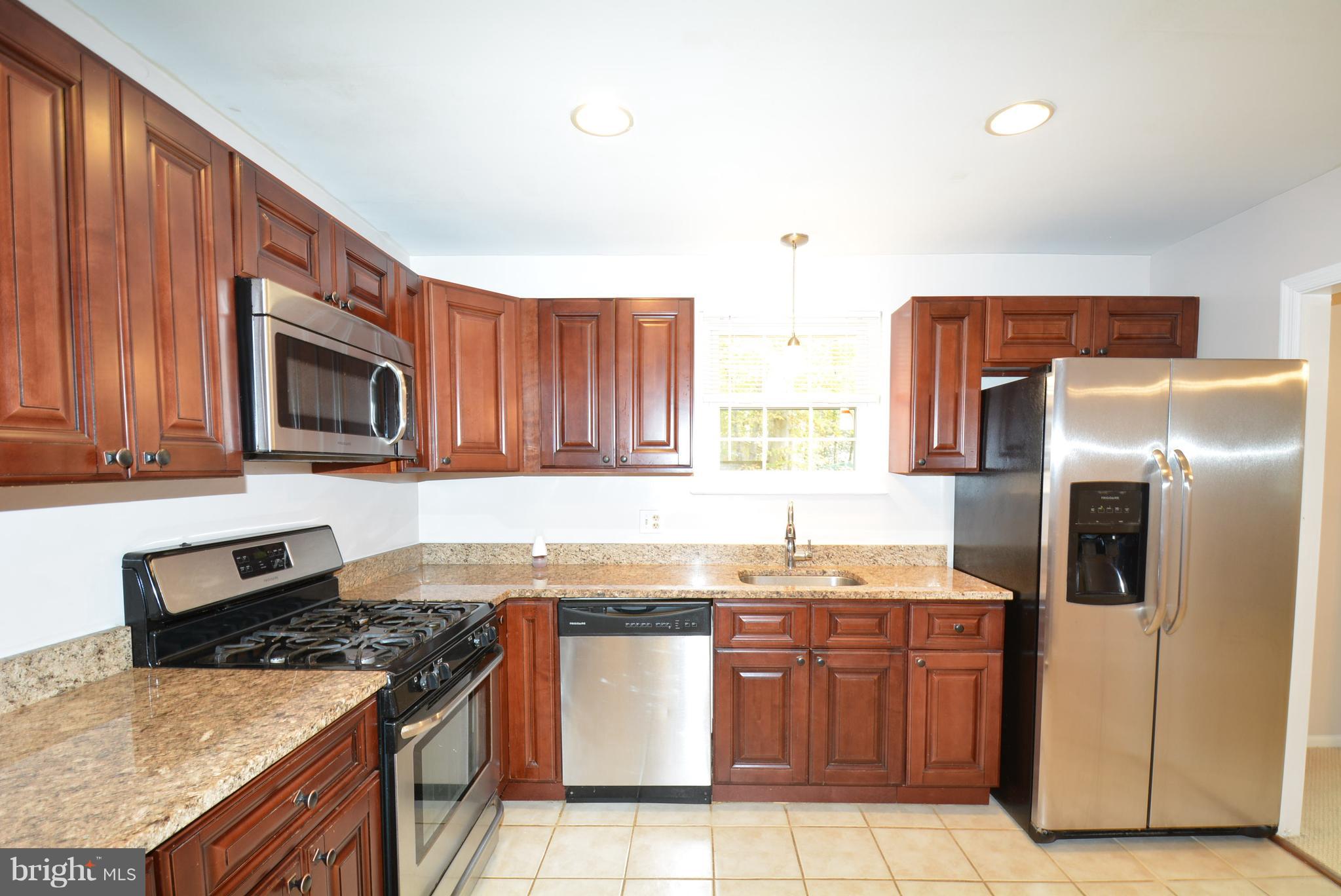 KINGS PARK WEST - Residential Lease