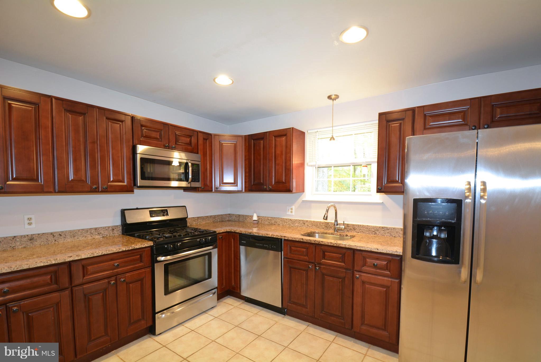 KINGS PARK WEST - Residential Lease