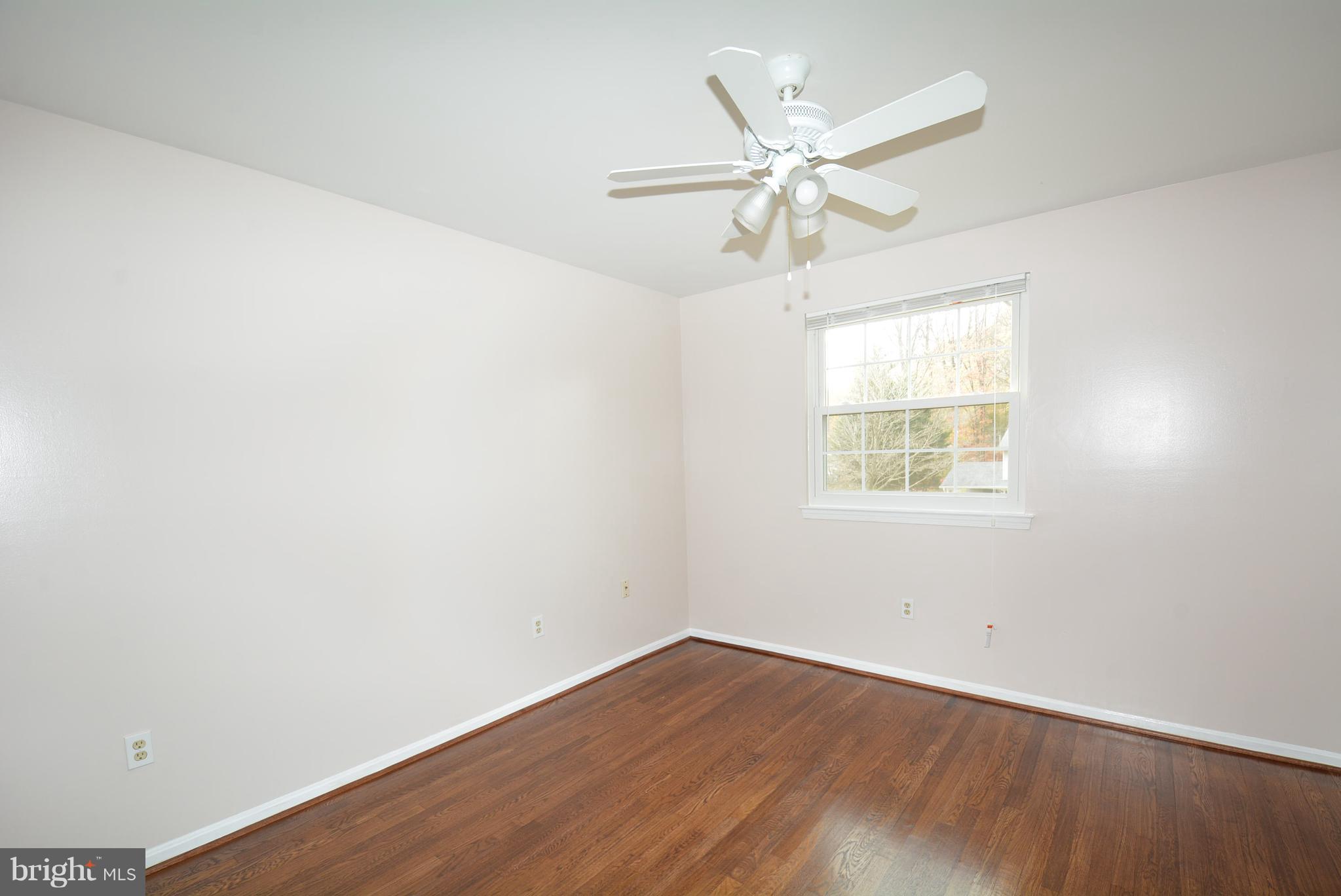 KINGS PARK WEST - Residential Lease