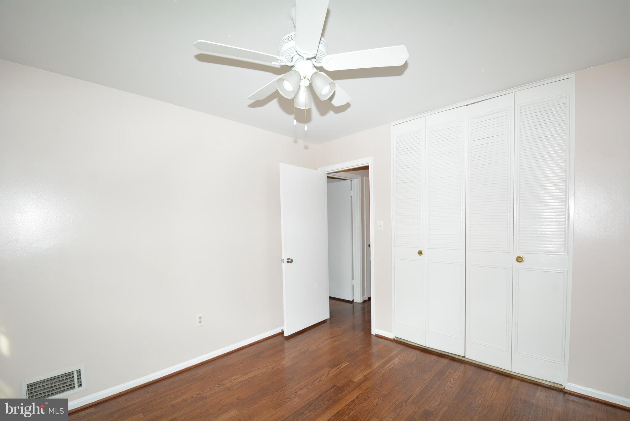 KINGS PARK WEST - Residential Lease