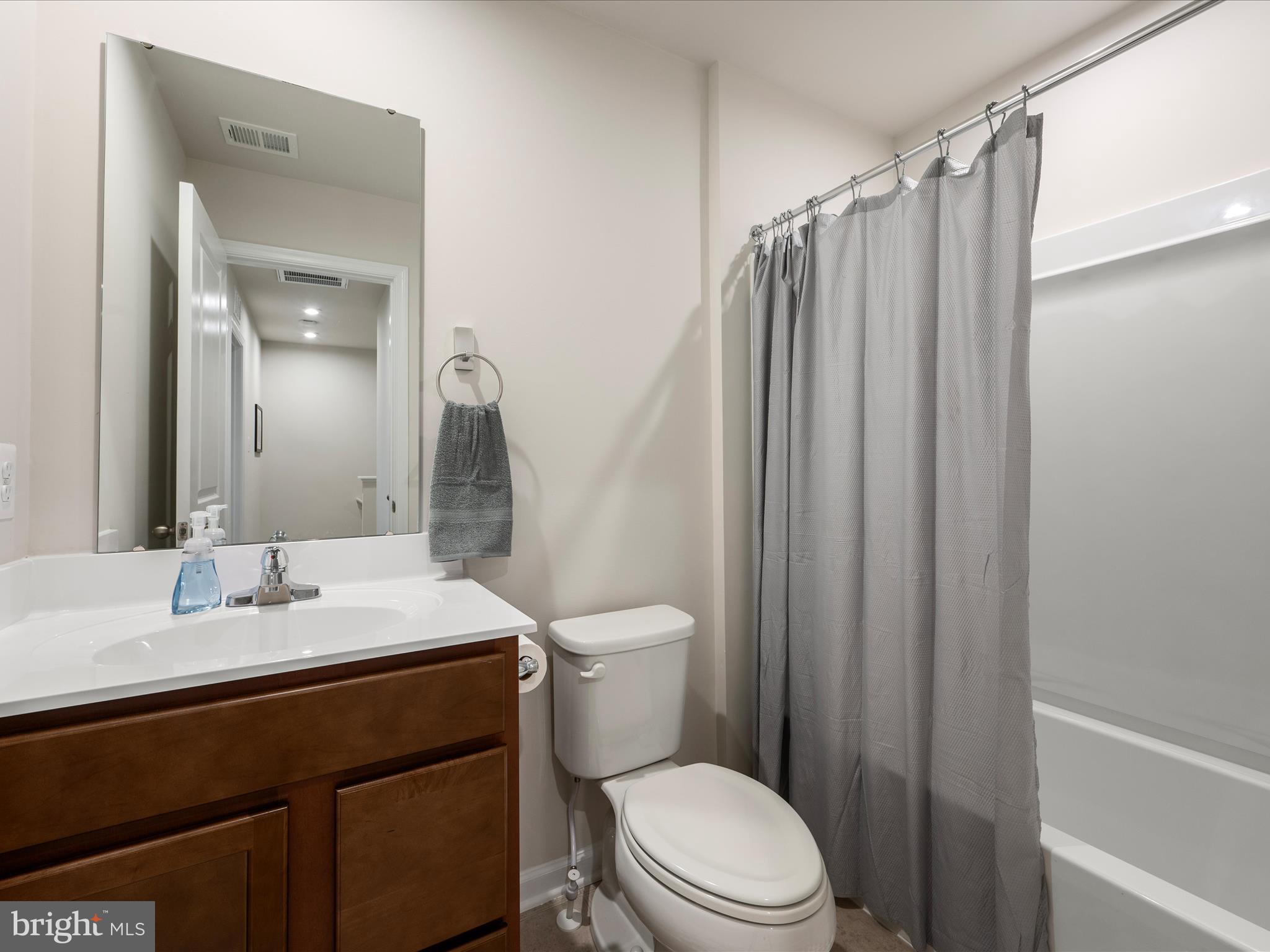 CARDINAL POINTE - Residential