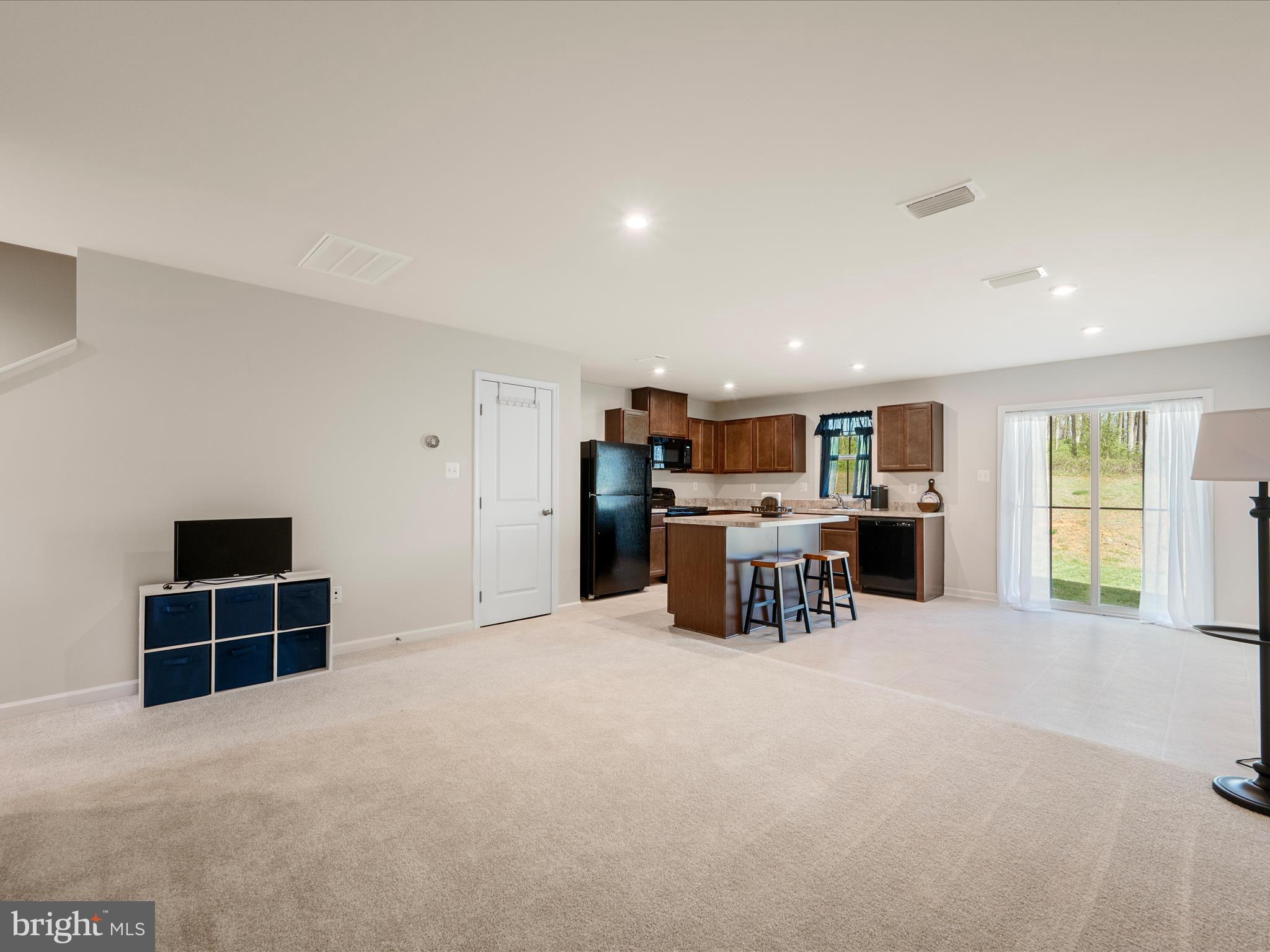 CARDINAL POINTE - Residential