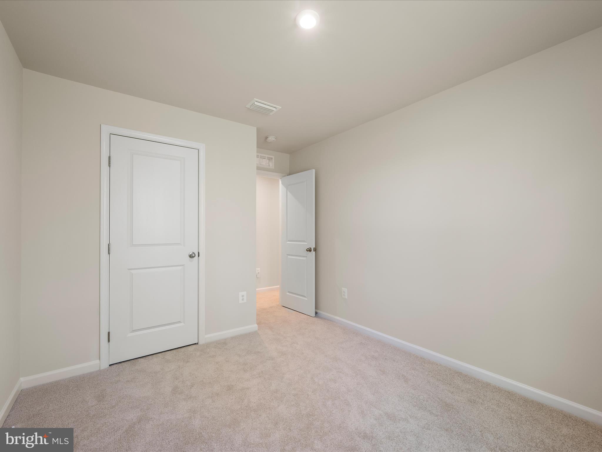 CARDINAL POINTE - Residential