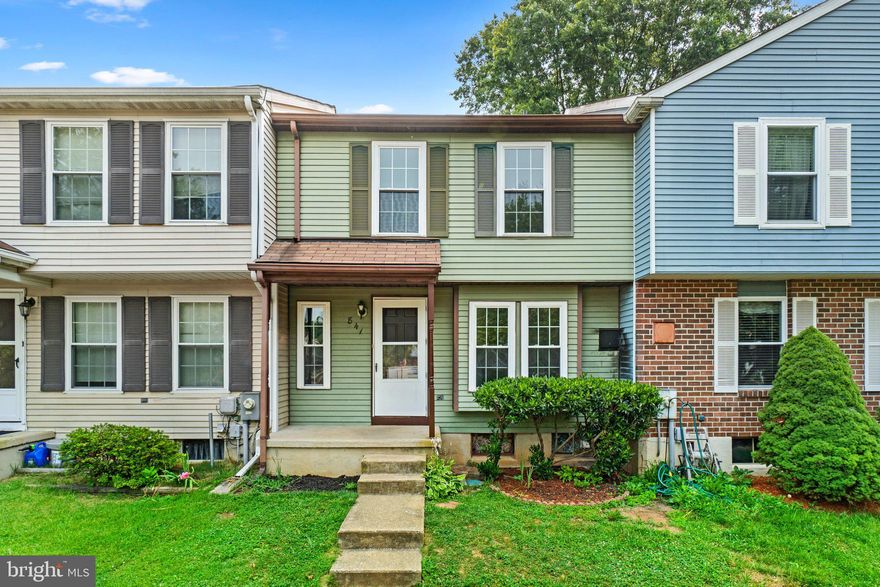 Great opportunity to purchase a home in the Greens of Westminster and create some equity. Private off-street parking, eat-in kitchen and spacious living room offers sliders to deck and fenced in rear yard that backs to open space.  Upstairs features 3 bedrooms and a full bath. Lower level offers a finished clubroom, half bath, laundry & storage area and stairs to rear yard. 
Recent updates are Roof in 2019, Water Heater 2018, Heat Pump 2017, Rear Windows & Slider 2017, Front Windows 2014, Dryer & Stove 2015.  Put your personal touches on the cosmetic updates needed and make this house your home.
Property needs some painting and updates.