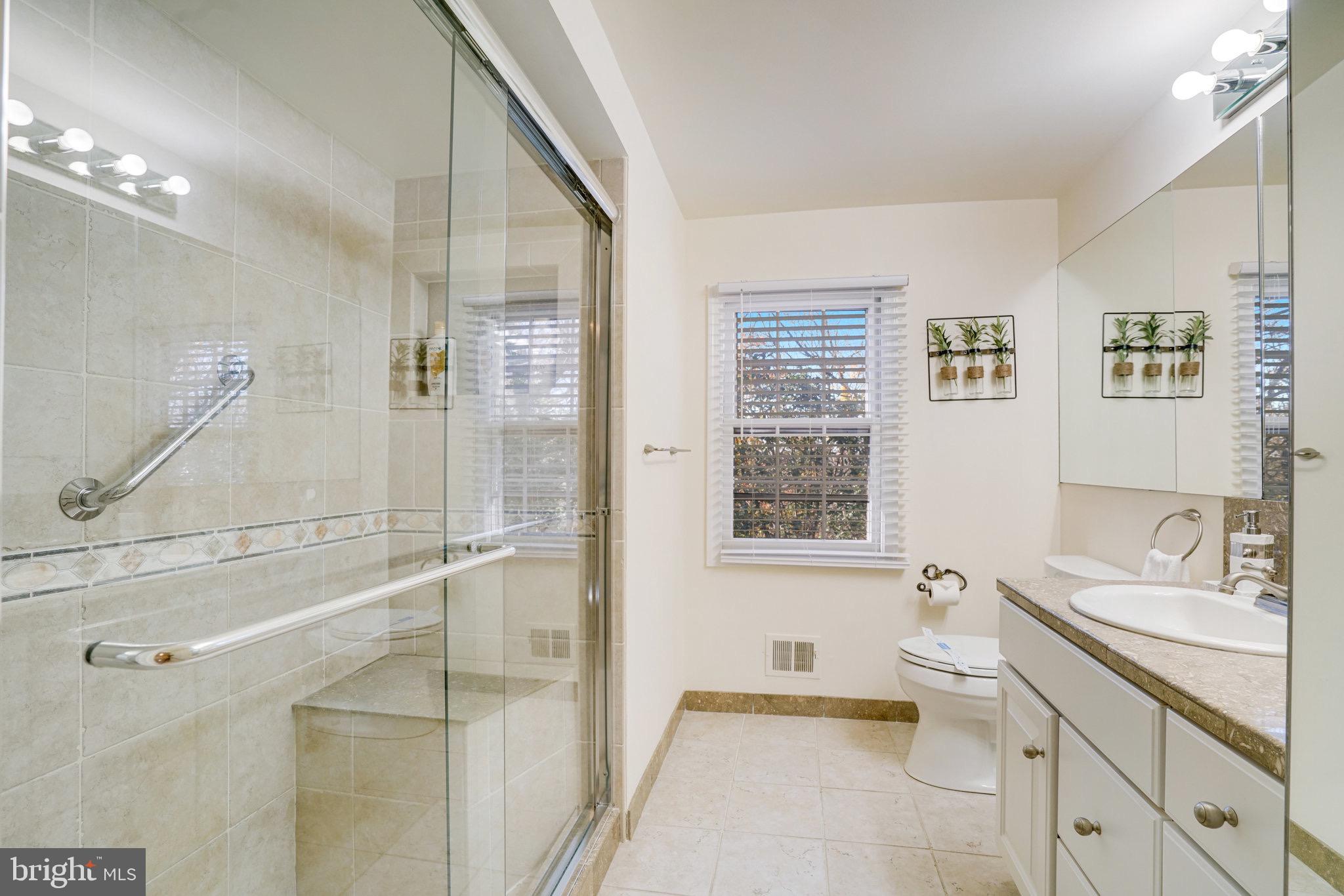 SEMINARY RIDGE - Residential