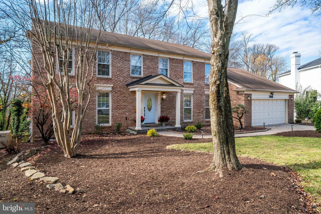 Photo of 3968 Fort Worth Avenue, ALEXANDRIA, VA 22304 (MLS # VAAX2051306)