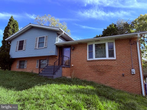 Homes For Sale - 2600 George Street<br/> HARRISBURG, PA 17109