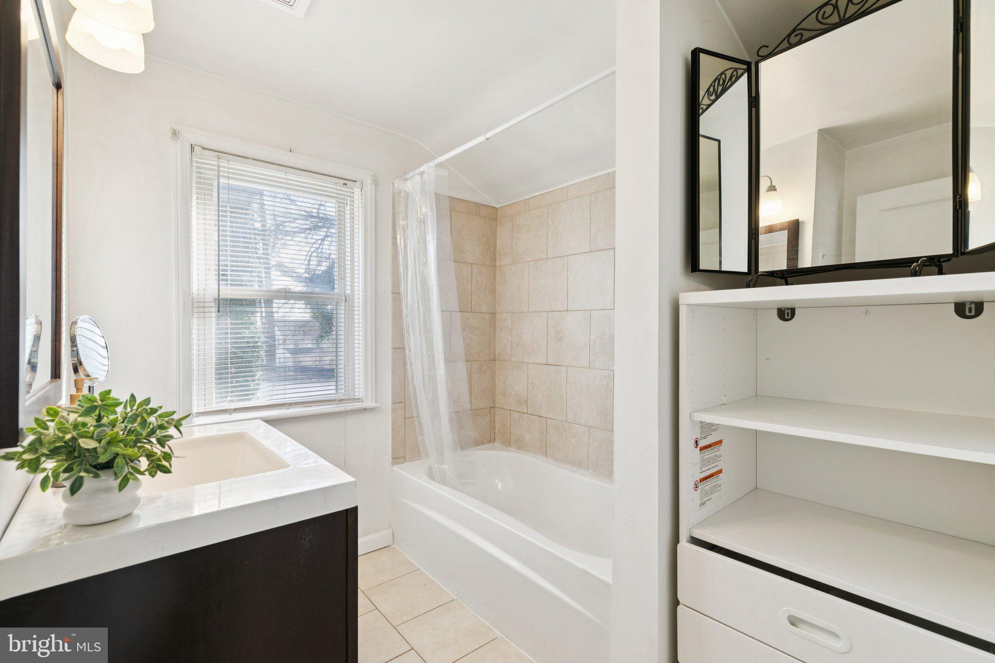 FOLCROFT - Residential