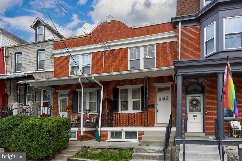 Photo of 719 W Vine Street, Lancaster, PA 17603 (MLS # PALA2048310)