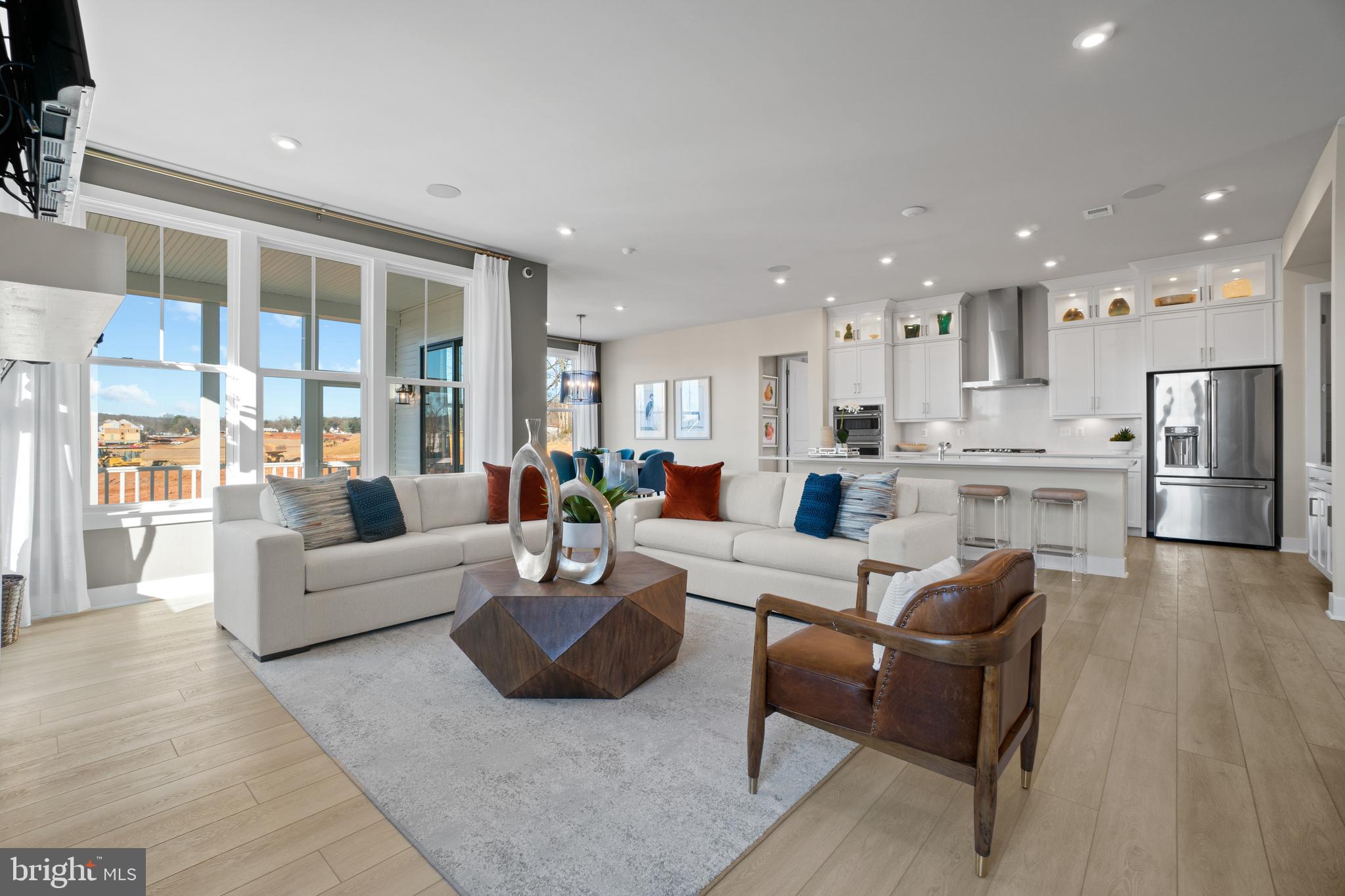726 ICELANDIC PLACE SW
