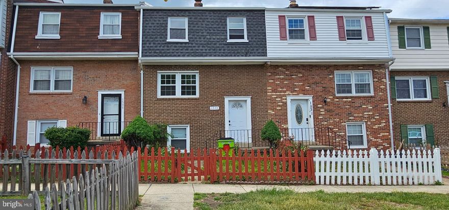 Welcome to  this 3 level townhome with fully finished basement, 3 Bedrooms including one room in the basement, 3.5 Baths, Kitchen stainless steal appliances, granite countertops, vinyl plank flooring, separate dining room, front load washer and dryer on main level, House was updated not long ago including ceramic tiles, vanities and light fixtures throughout the house. walk out basement
Seller will remove furniture, clean the carpet, paint and clean the house before closing.
Located near shops, restaurants and major highways . Note Tax record list 3 bedroom but property has  4 bedrooms.
Great opportunity, schedule your showing today
Professional photos coming soon