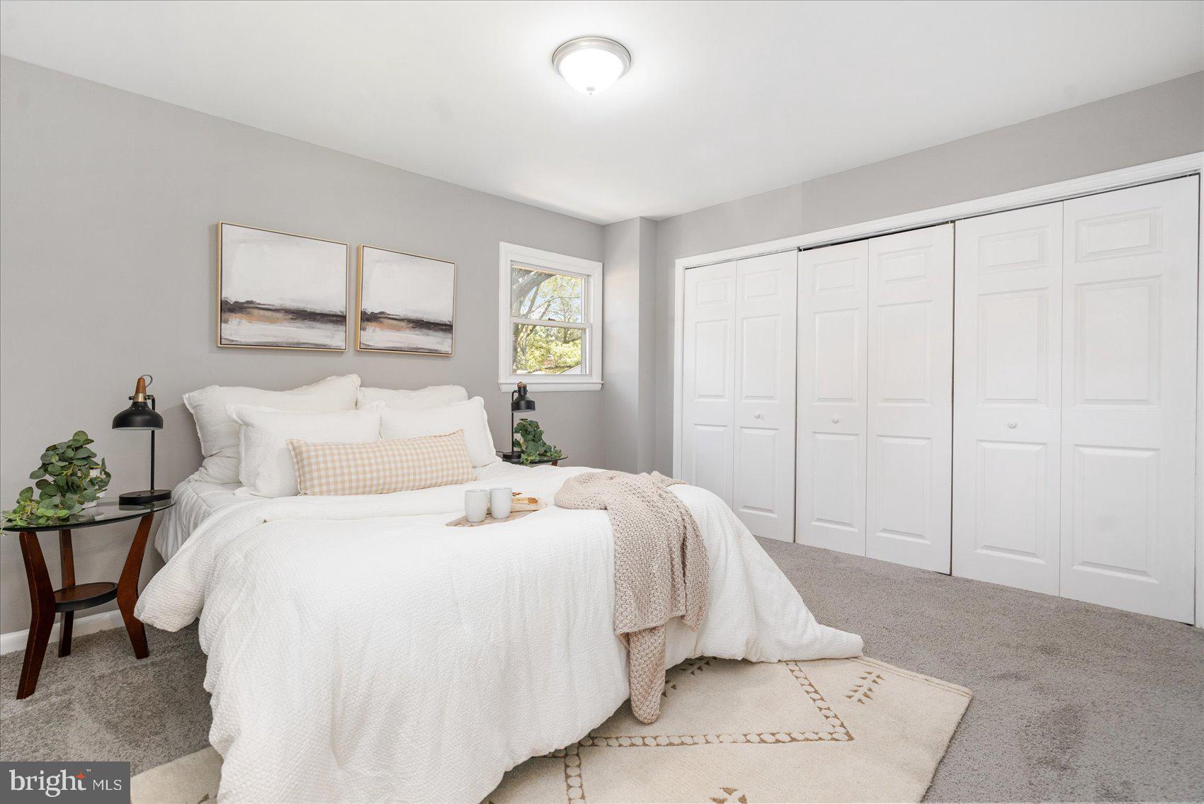 ELMHURST - Residential