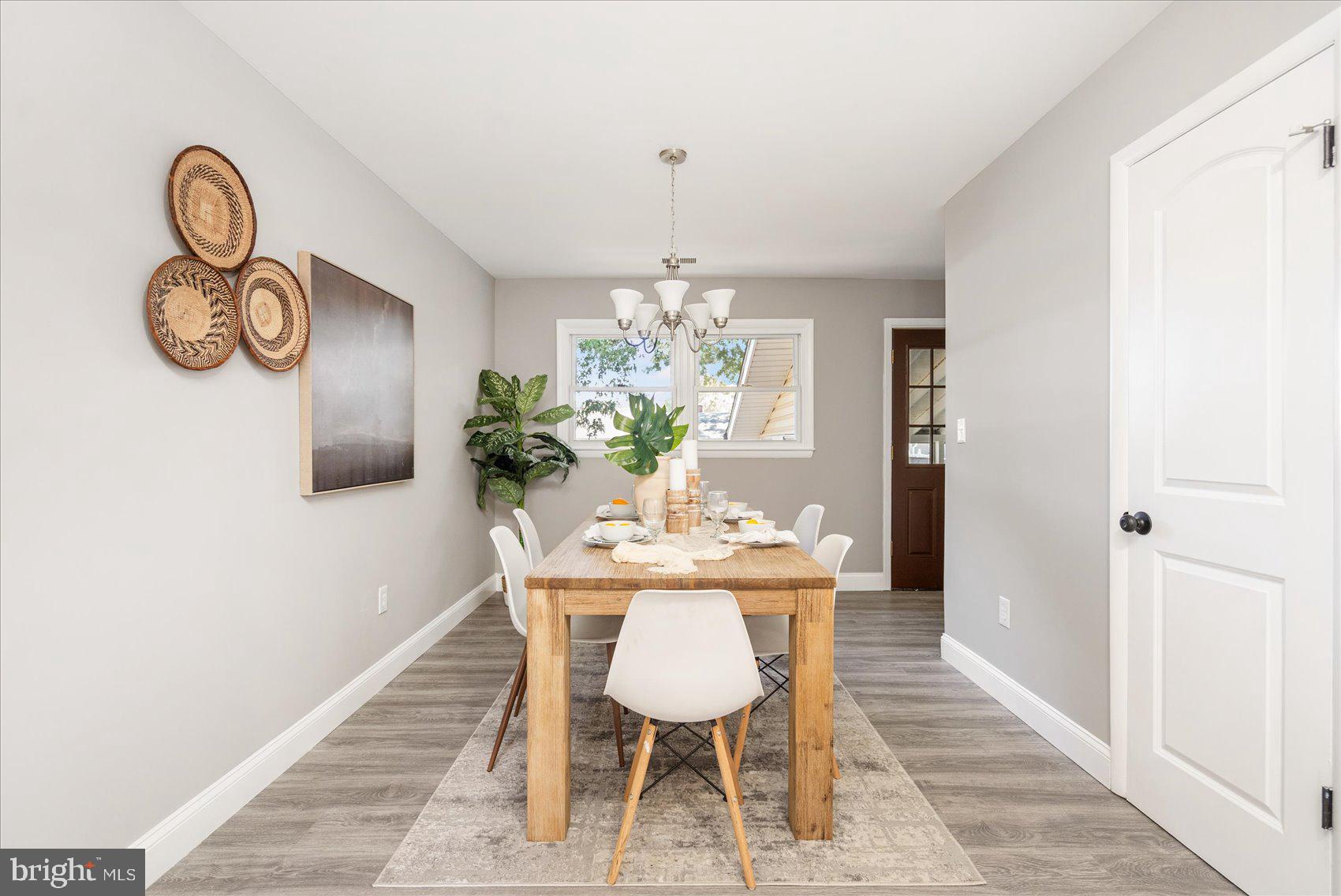 ELMHURST - Residential