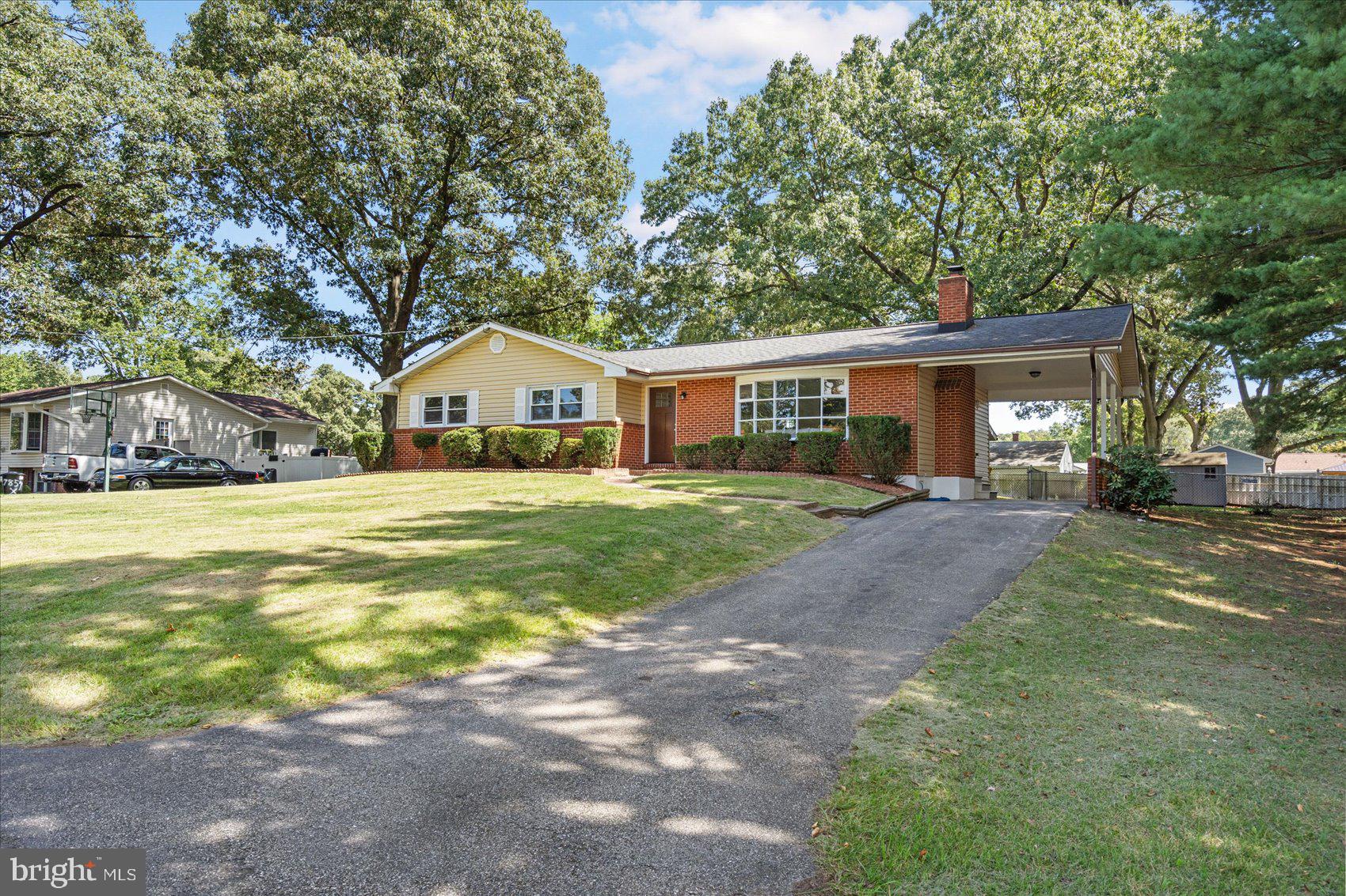 ELMHURST - Residential