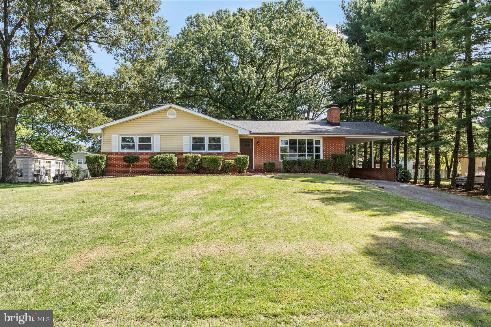 ELMHURST - Residential