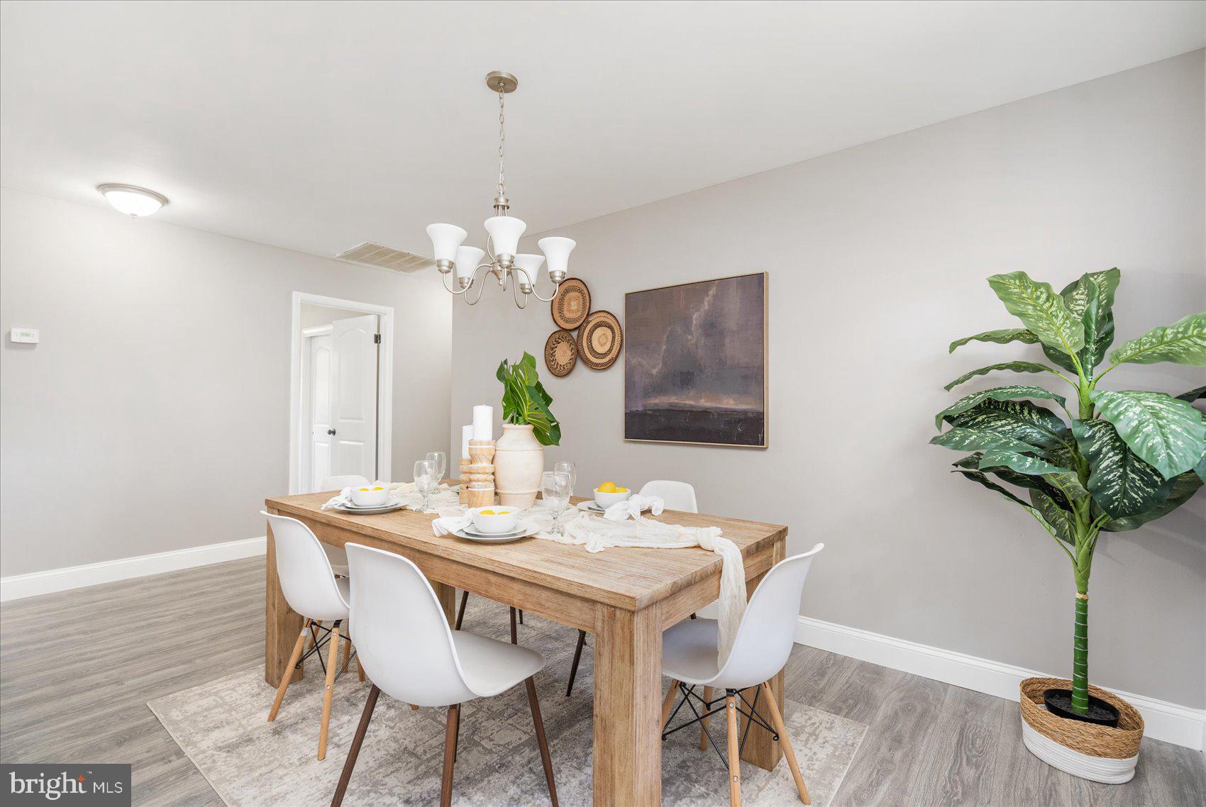 ELMHURST - Residential