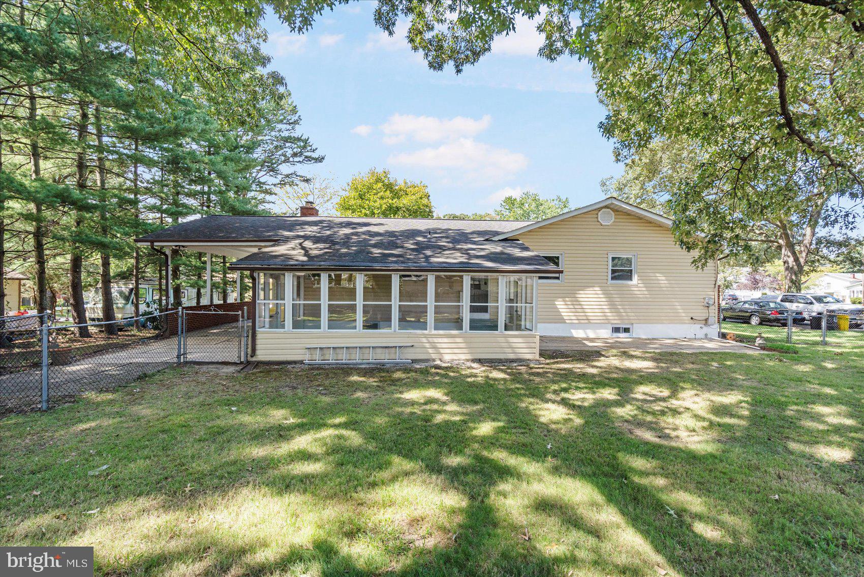 ELMHURST - Residential