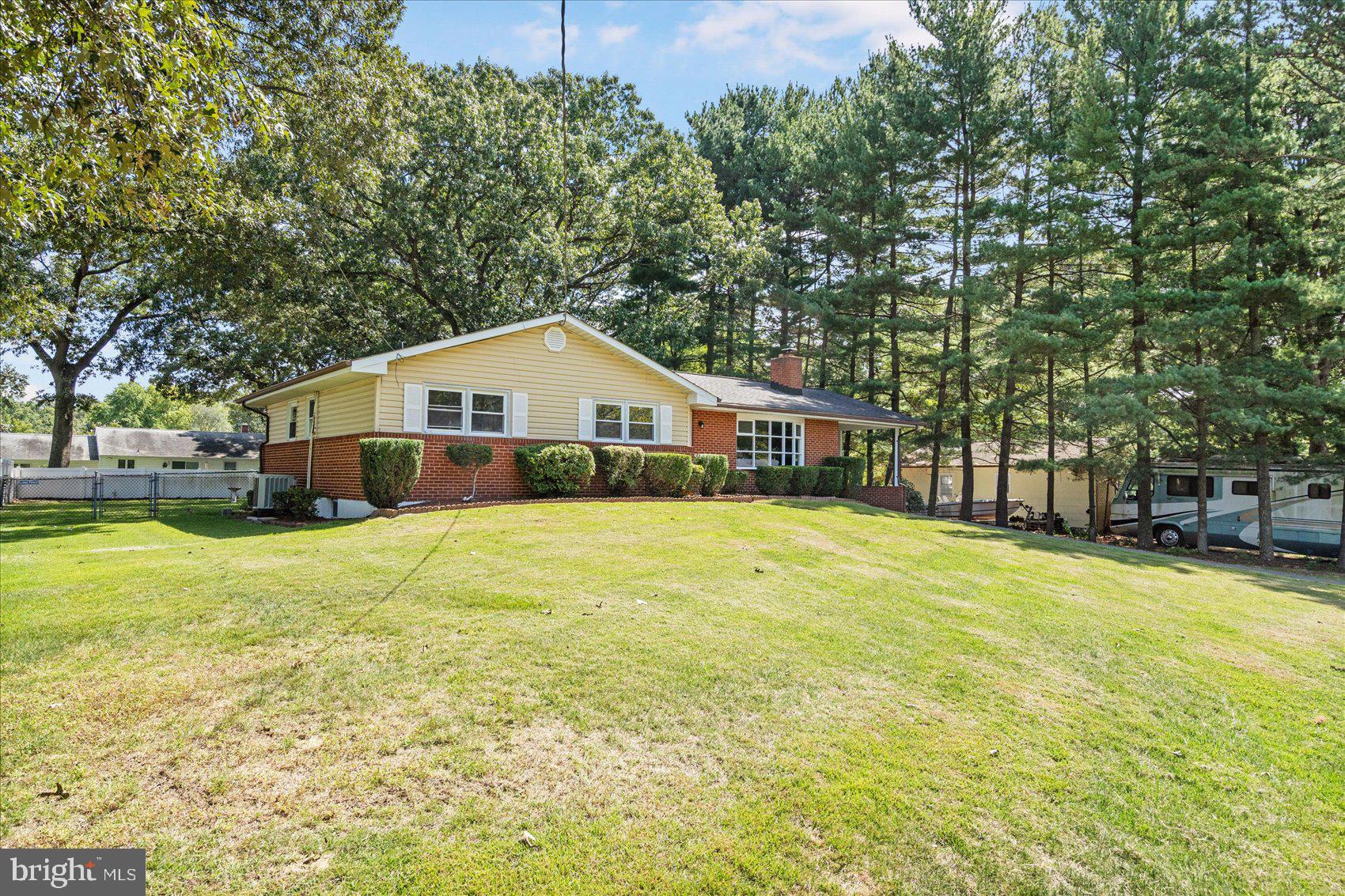 ELMHURST - Residential