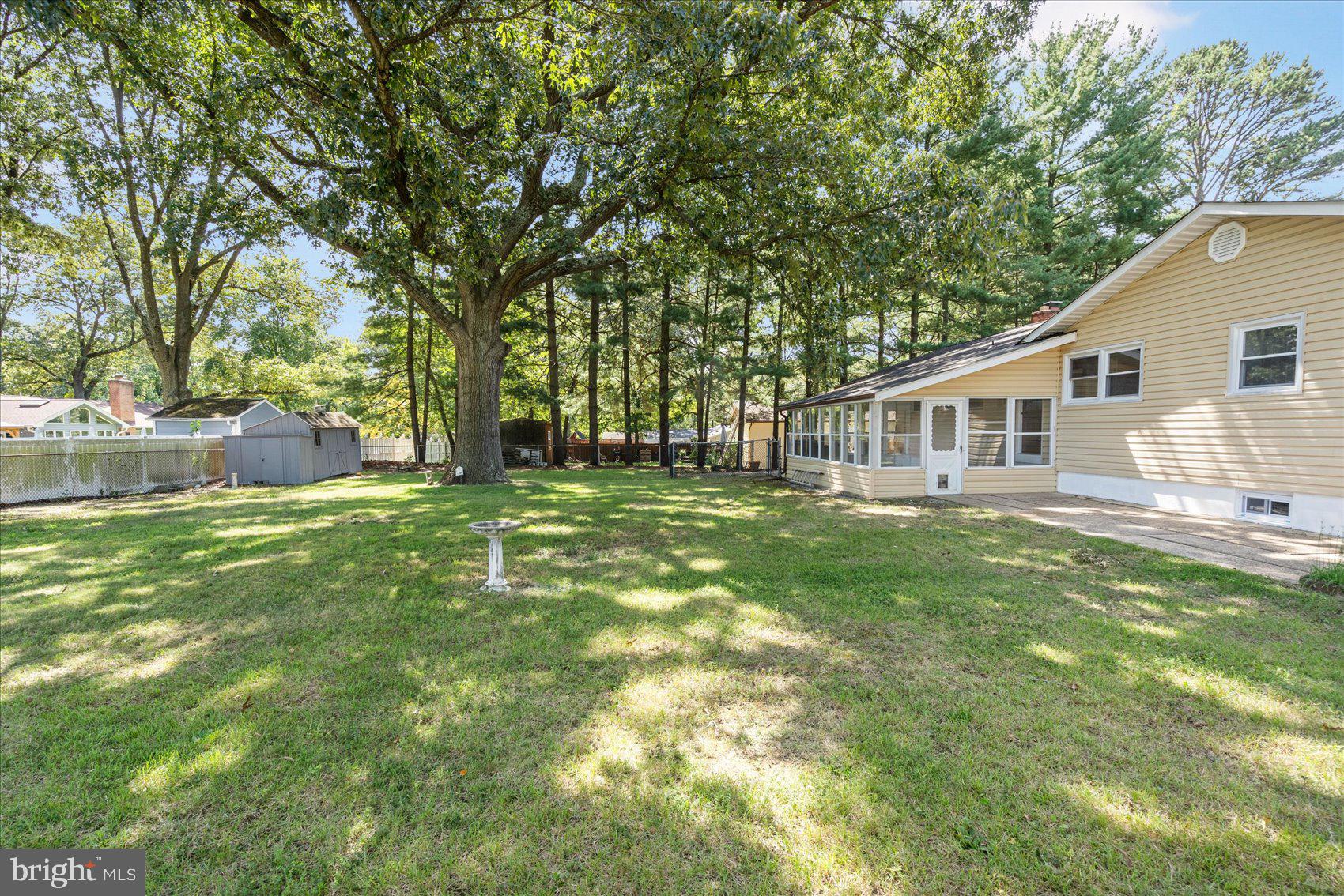 ELMHURST - Residential