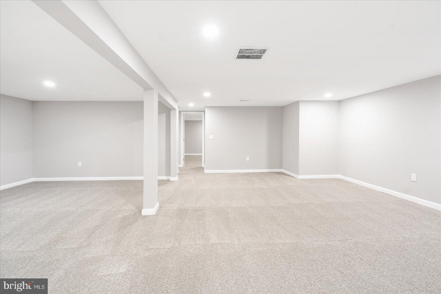 ELMHURST - Residential