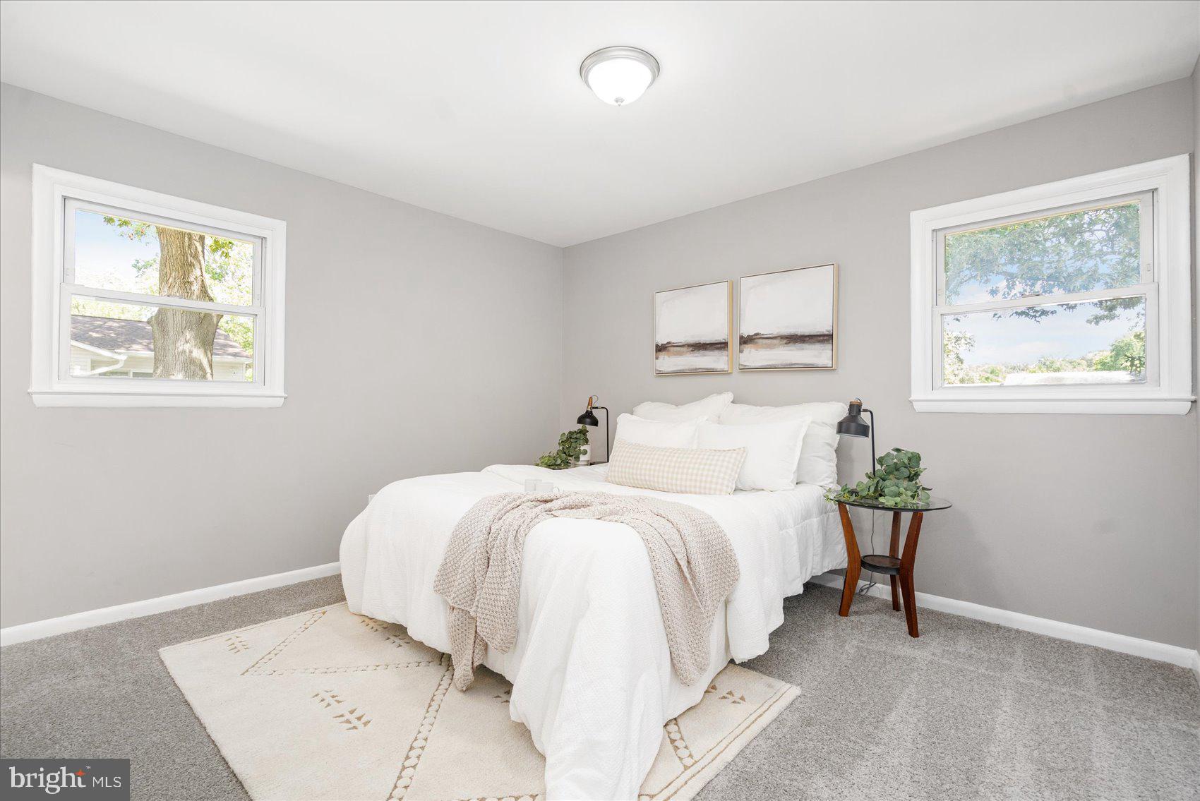 ELMHURST - Residential