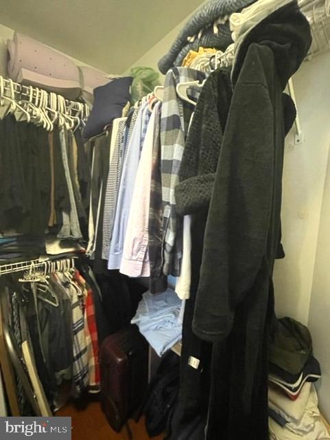 LOGAN SQUARE - Residential Lease