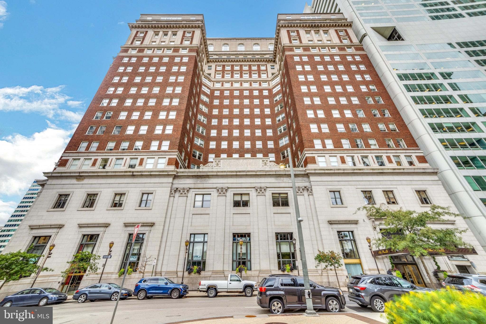 LOGAN SQUARE - Residential Lease