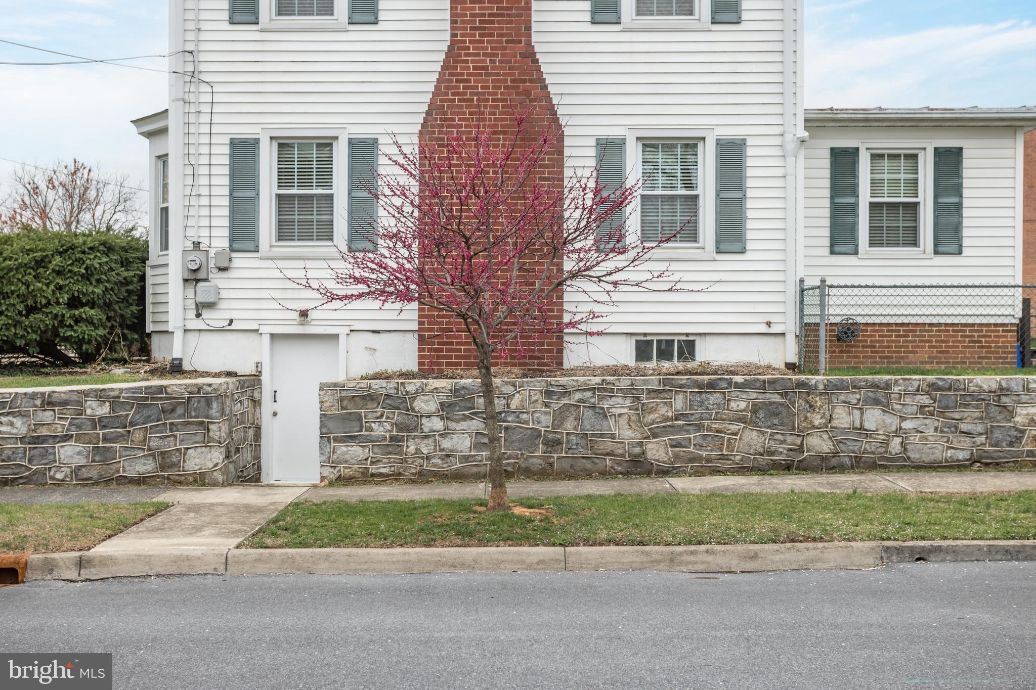 BAKER ORCHARD - Residential
