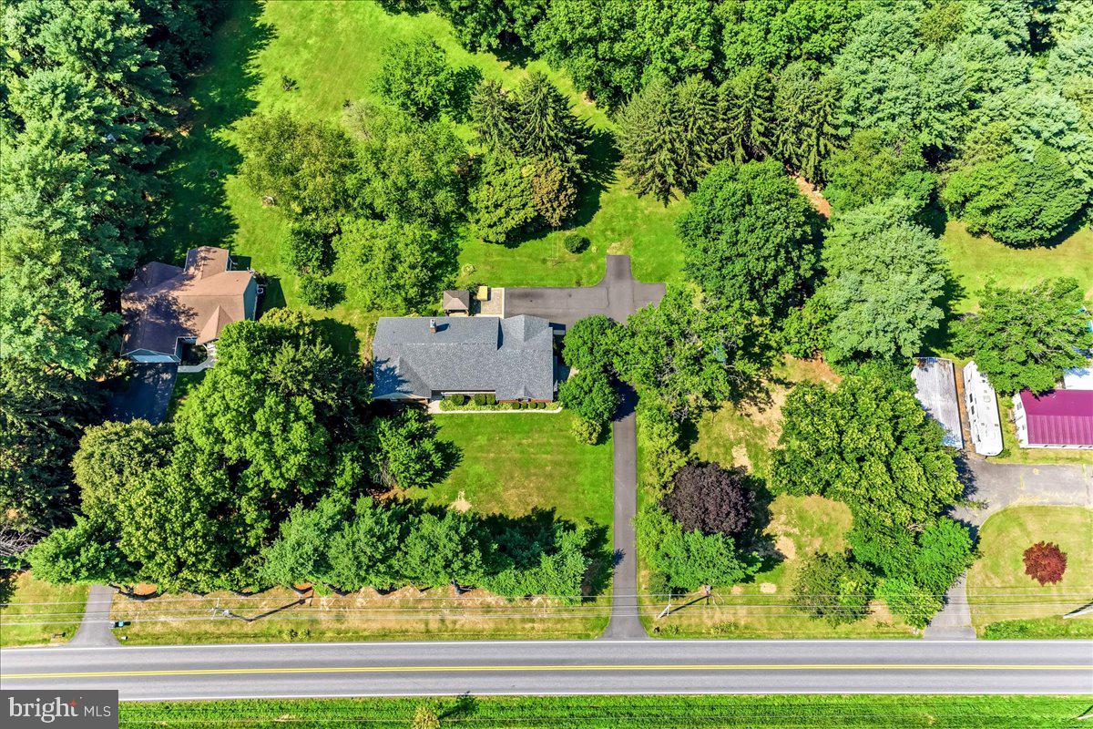 2765 BLUE BALL ROAD