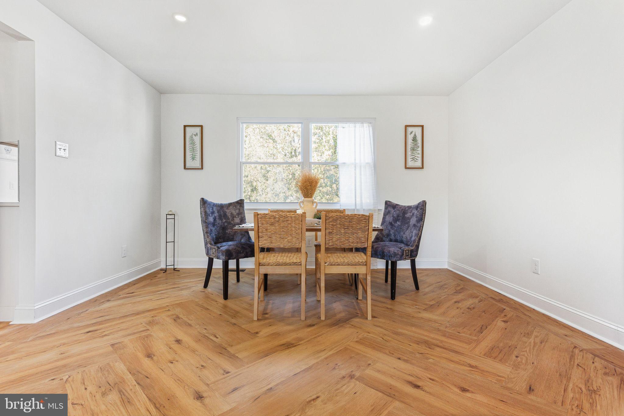 SOMERTON - Residential