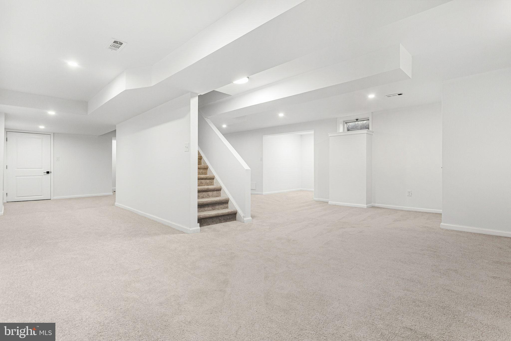 SOMERTON - Residential