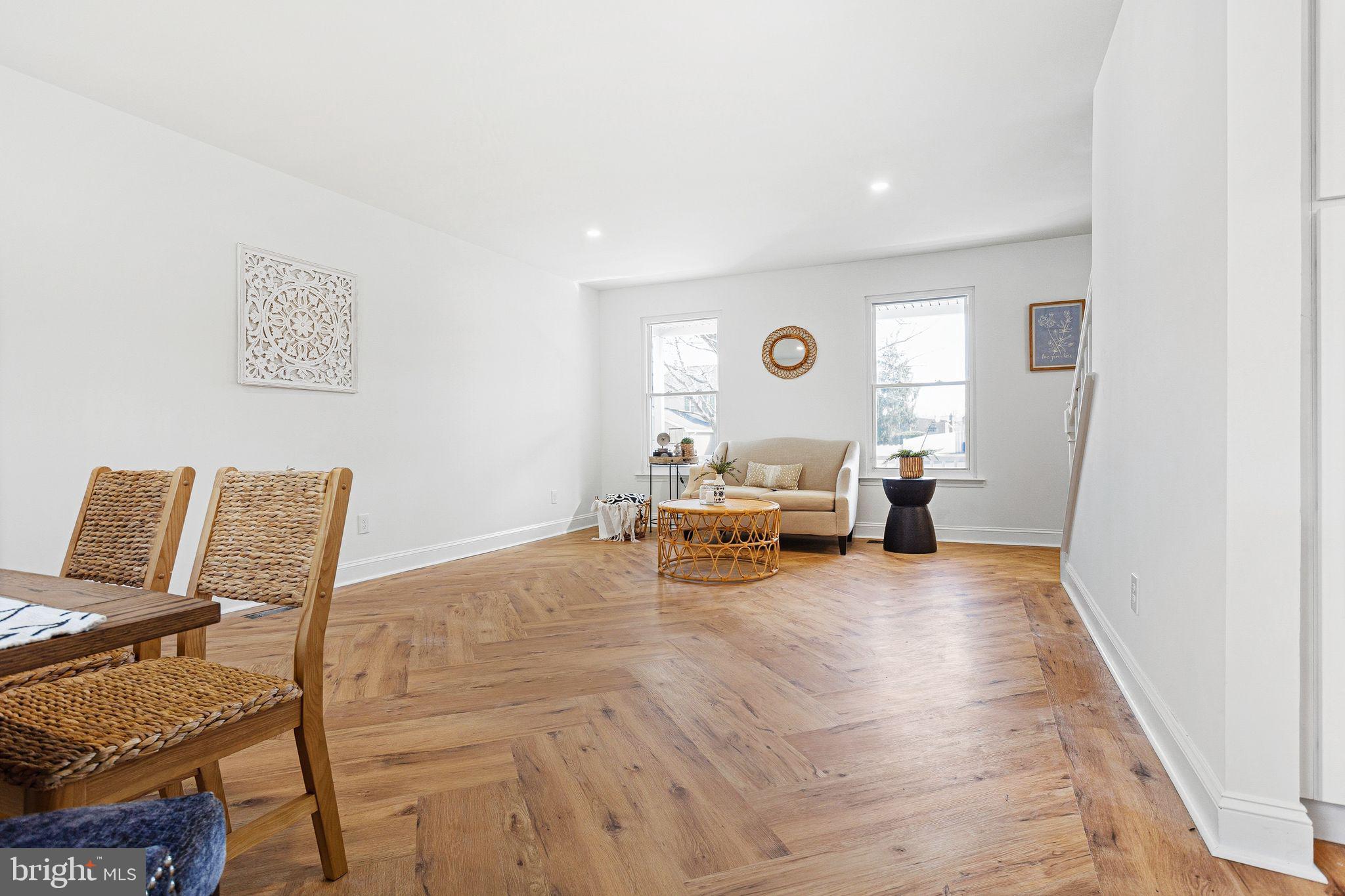 SOMERTON - Residential